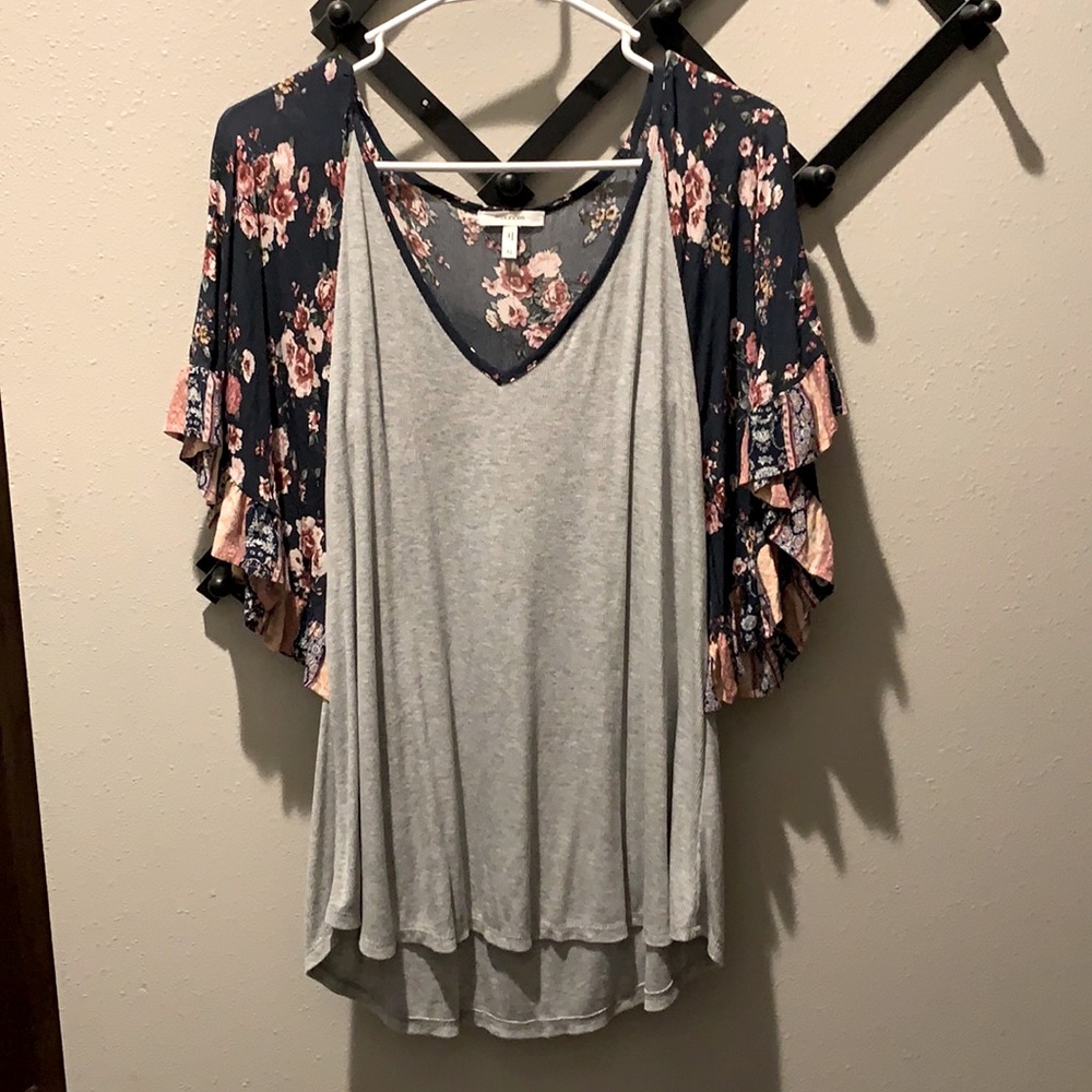 Floral top
